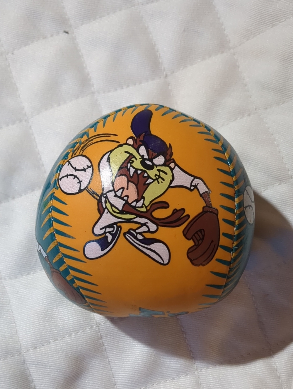 Vintage 1996 Looney Tunes Souvenir Coated Plush baseball Classic Tasmanian Devil